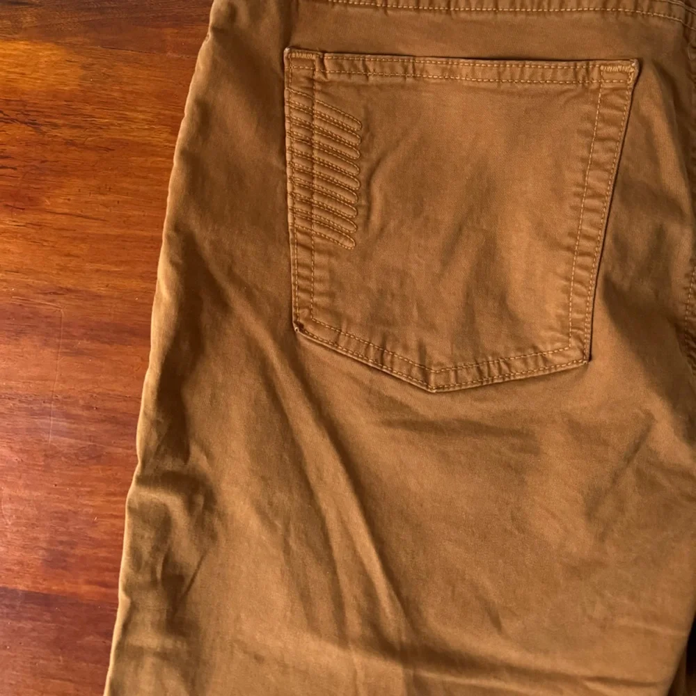 PAIGE Denim Normandie Straight Jeans Sz 34